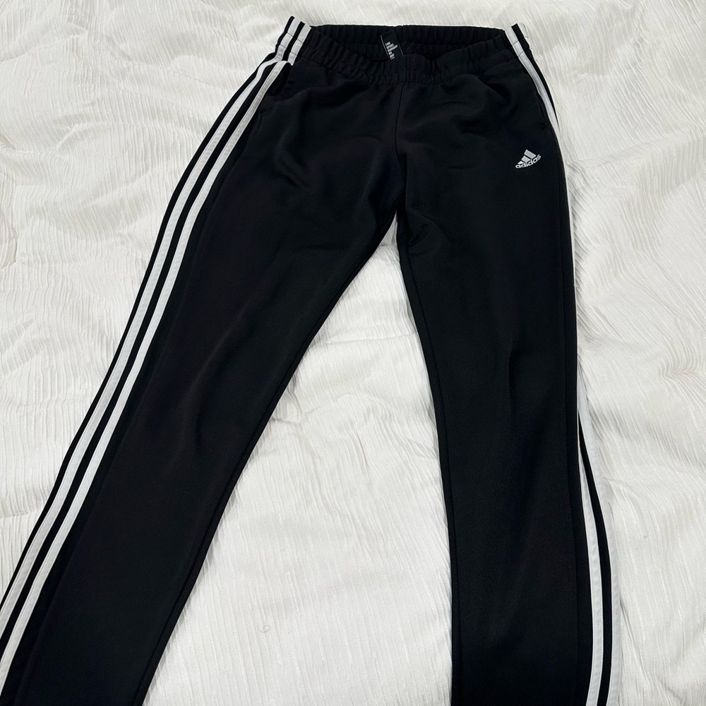 Adidas Women’s jogger